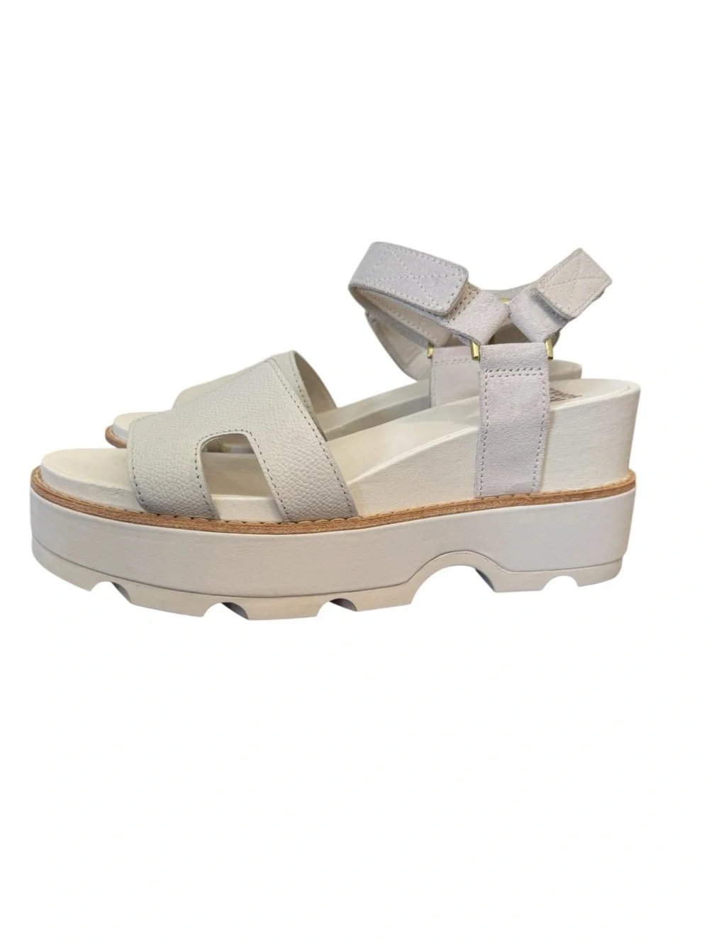 Sorel Joanie IV Ankle Strap Platform Wedge Sandals White Chalk Cream 8.5